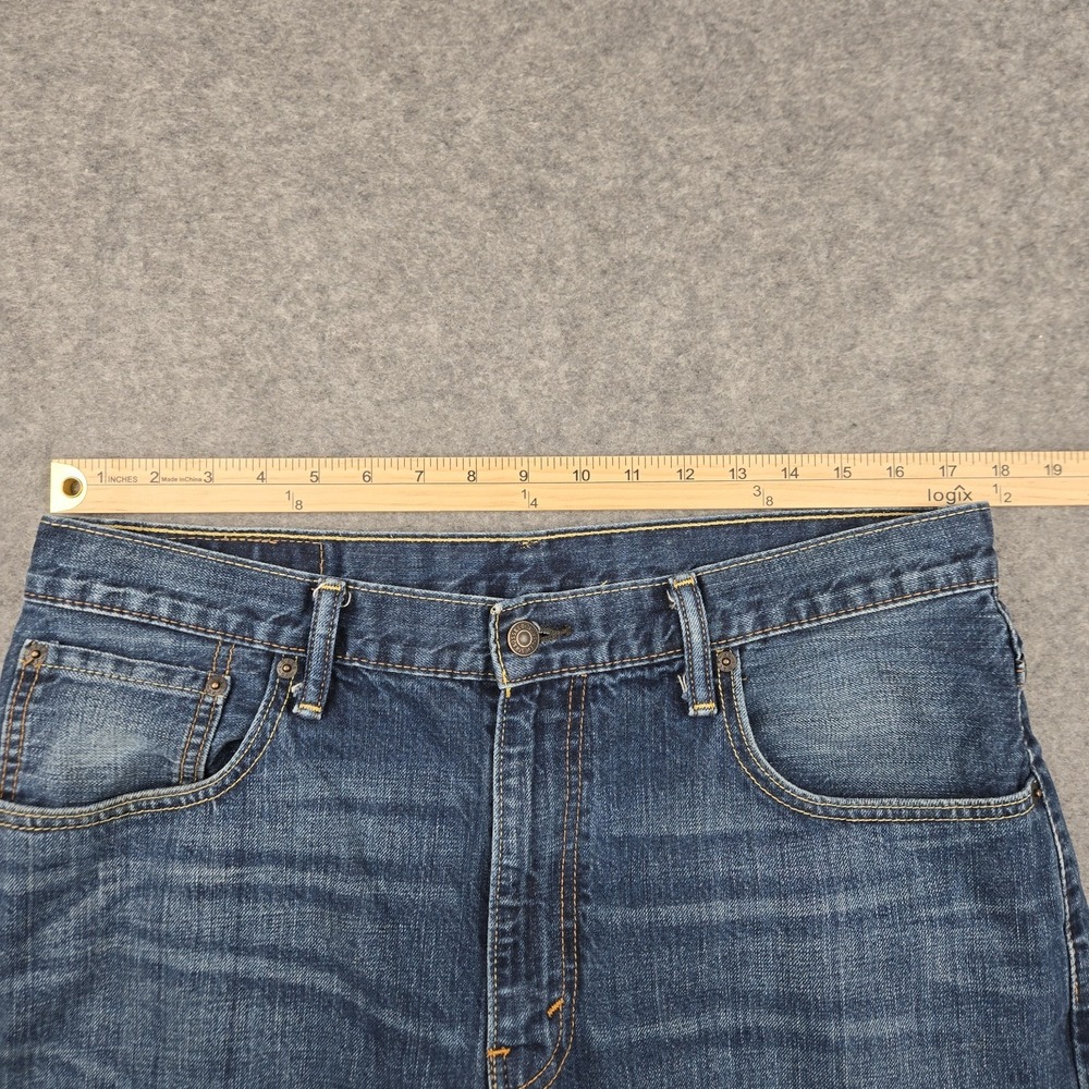Levi's 569 Denim Shorts Men's Size 34 Blue Medium Wash Jorts Loose Fit 5 Pocket - Picture 4 of 8